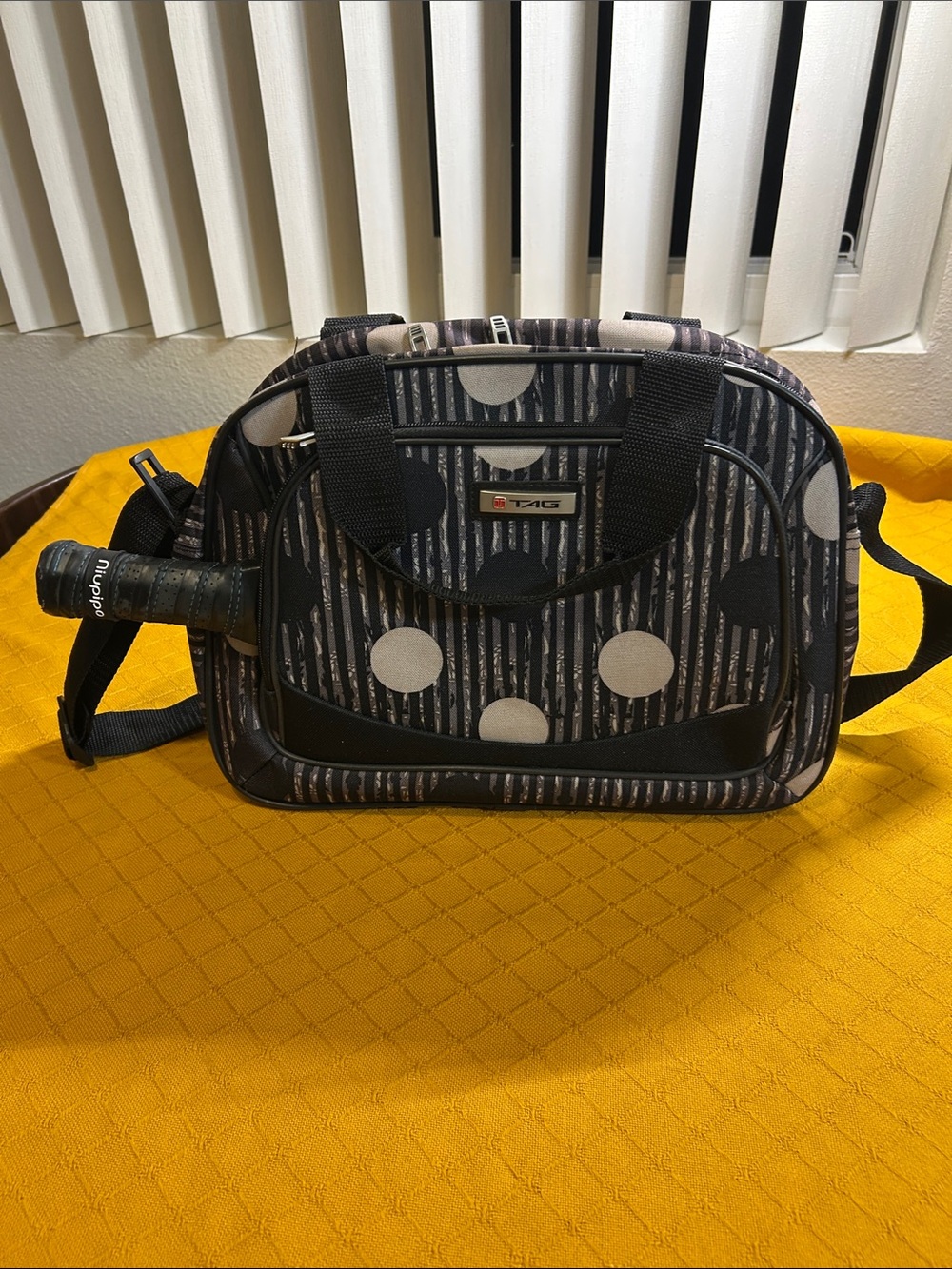 TAG  Black and White Polka Dot PICKLEBALL BAG.  NWOT
